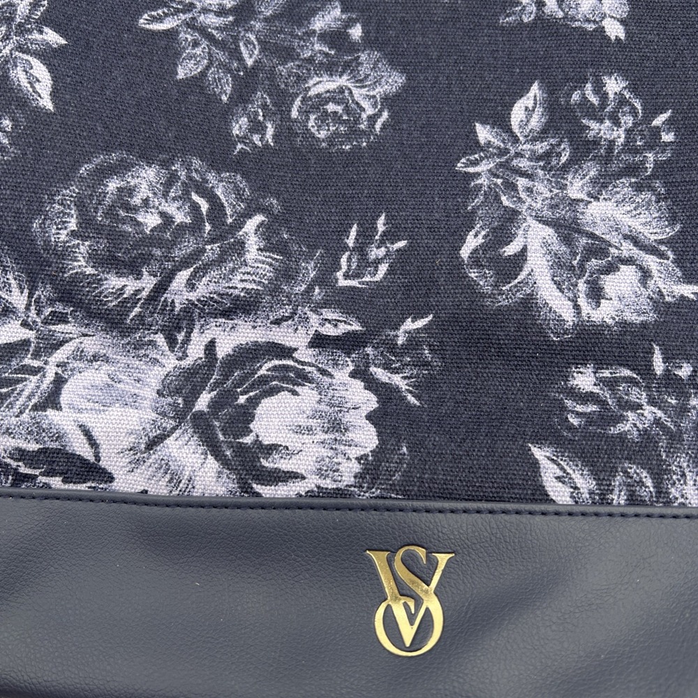 Victoria Secret VS Floral Book Tote Travel Bag Large Purple Flowers~NWOT - Picture 2 of 6